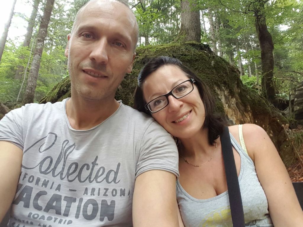 la couleur du bois
arbres à chat artisanaux